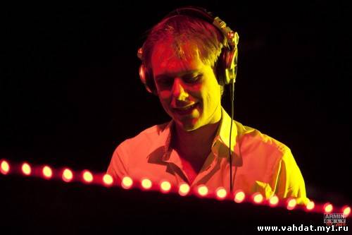 Исполнитель: Armin van Buuren Радиошоу: A State of Trance 492 Стиль: Trance Вышел: 20.01.2011 Качество: 256 кбит/сек. Размер: 218 Мb Композиции: 22 Треклист: 1. Mat Zo – Synapse Dynamics (Arty Remix) [Anjunabeats] 2. Ad Brown feat. Kerry Leva – Memorial (You Were Loved) (Maor Levi Remix) [Enhanced Progressive] 3. FUTURE FAVORITE: Armin van Buuren feat. Laura V – Drowning (Avicii Remix) [Armind] 4. Winter Kills – Hot As Hades (John O’Callaghan Deep Dream remix) [Different Pieces] 5. TUNE OF THE WEEK: Rex Mundi – Sandstone [Coldharbour] 6. Whiteroom feat. Amy Cooper – Someday (Orjan Nilsen Remix) [Soundpiercing] 7. EDU feat. Aelyn – Taken Away (ProgressiveR Remix) [Perceptive Deep] 8. Robert Nickson & Thomas Datt – Godless (Protoculture Remix) [Rebrand] 9. Abstract Vision & Elite Electronic – Echoes (Protoculture Remix) [Enhanced Progressive] 10. Lange & Fabio XB presents Yves De Lacroix – Electrify (Lange Mix) [S107 Recordings] 11. Running Man – Sorrow [Unearthed Recordings] 12. Sied van Riel feat. Nicole McKenna – Stealing Time [Spinnin] 13. Juventa – Perfecta (Dan Stone Remix) [Arisa Audio] 14. Cosmic Gate – Human Beings (Daniel Kandi’s Humane Society Remix) [Black Hole] 15. T4L – Biogenesis [In Trance We Trust] 16. David Newsum – Narco [Kill The Lights] 17. Cosmic Gate – Melt To The Ocean (John O’Callaghan’s Main Room Remix) [Black Hole] 18. RAM – RAMazing (Bjorn Akesson Remix) [ASOT] 19. Klauss Goulart – Turbulence [Coldharbour] 20. Smart Apes & Amex – Silent Wave (Marc Simz Remix) [Eternity Recordings] 21. Laura Jansen – Use Somebody (Armin van Buuren remix) 22. ASOT Radio Classic: Sean Tyas – Lift [Discover] Скачать Альбом Armin Van Buuren - A State of Trance 492 Бесплатно Armin Van Buuren - A State of Trance 492 Скачать Armin Van Buuren 2011 Альбом A State of Trance 492 Скачать|Download Armin van Buuren - A State of Trance 492 (2011).rar