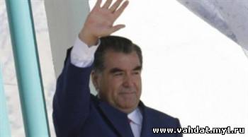 Таджикистану предложили "золотые горы" за размещение военных баз