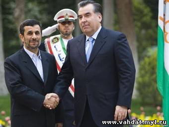 Таджикистан заявил, что готов покупать нефть в Иране 