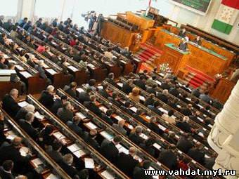 Закон о поправках в Таможенный кодекс вызвал бурные споры в таджикском парламенте